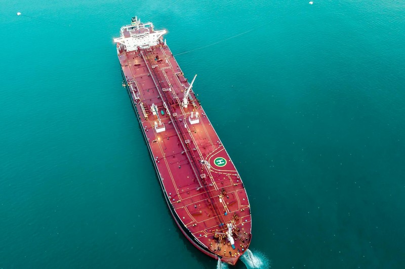 Hormuz Closed: Iran Turns Back Ships as Oil Soars and UAE Seeks International Force