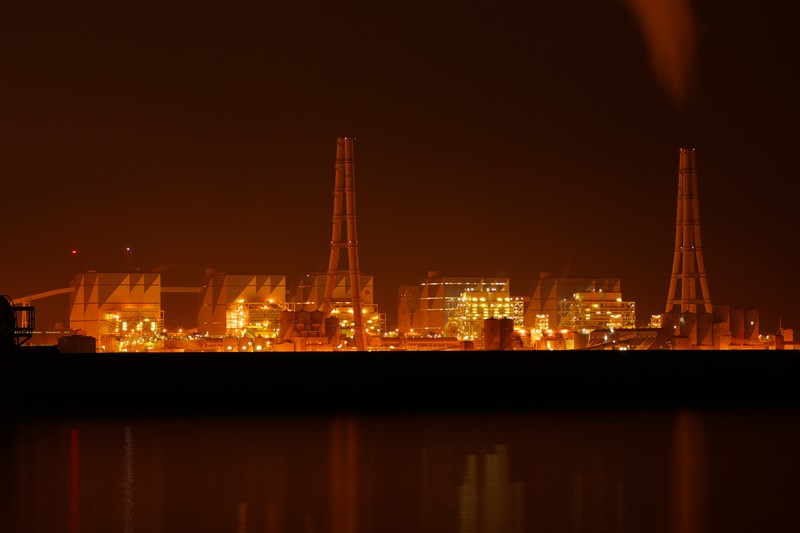 Japan Fires Up Old Coal Plants as Hormuz Closure Chokes LNG Supply