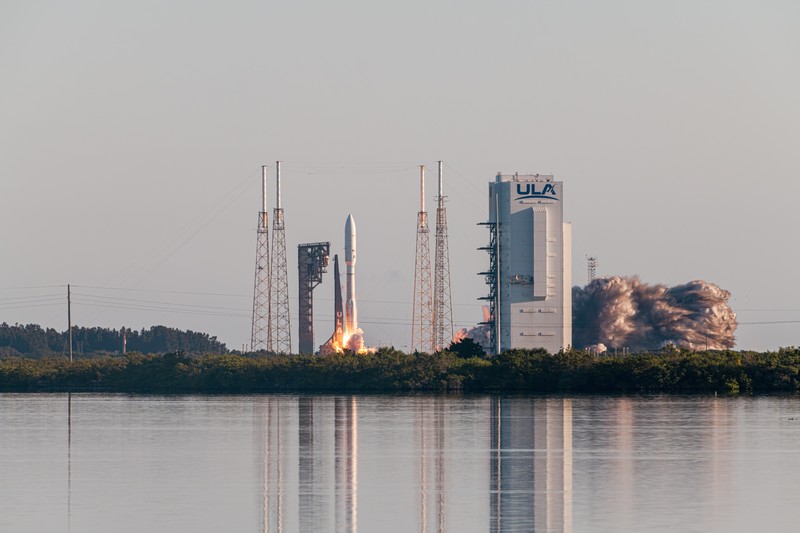 Amazon Targets Globalstar in $9 Billion Catch-Up to SpaceX