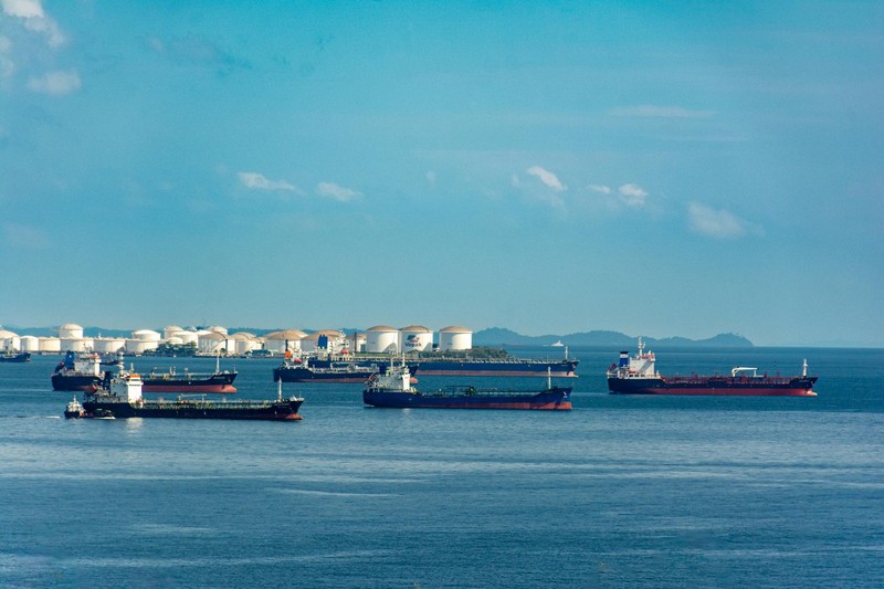 First French, Japanese Ships Transit Hormuz Since War Began