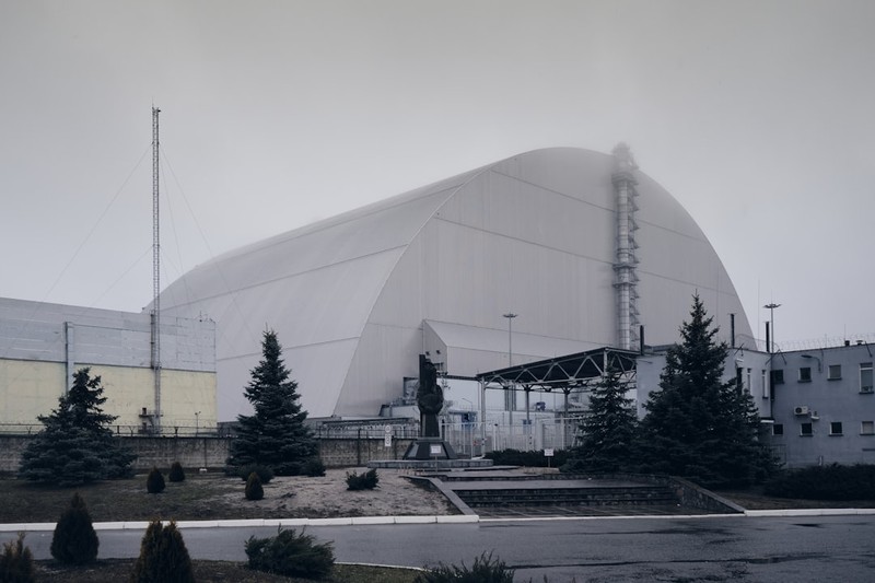 Chernobyl's Shield Is Cracking. Russia's War Keeps It That Way.