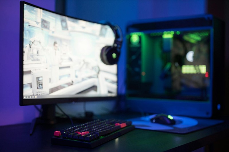 Steam's #1 Game Crashes Every 3 Minutes. Players Don't Care.
