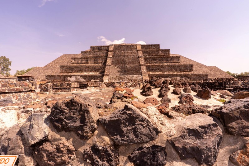 A Gunman at Teotihuacán: Bloodshed at Mexico's Most Visited Pyramid