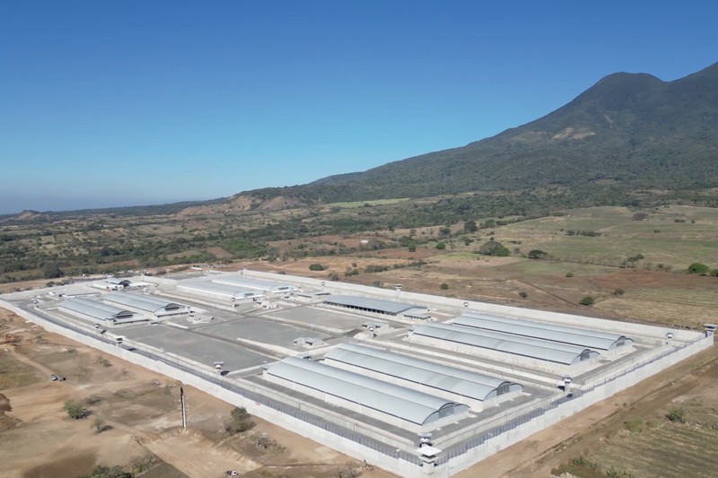 486 Defendants, One Trial: El Salvador's Latest Mass Prosecution Tests the Limits of Justice