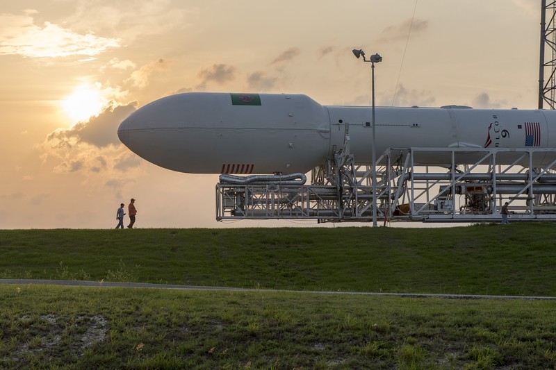 A Falcon 9 Is About to Slam Into the Moon at 5,400 mph. Nobody Can Stop It.