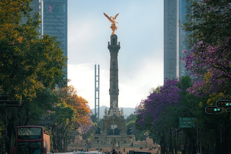 Mexico City Is Sinking So Fast You Can See It From Orbit