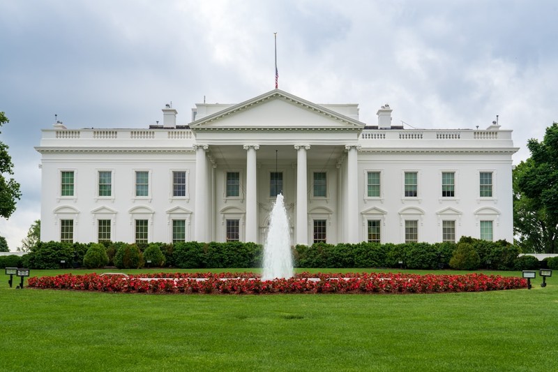 The Administration That Deregulated AI Now Wants to Vet It