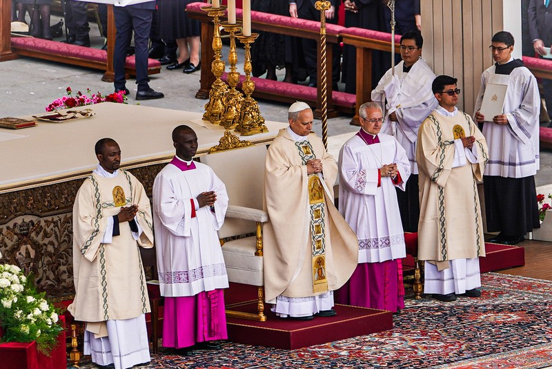 Rubio Visits the Pope His Boss Keeps Attacking