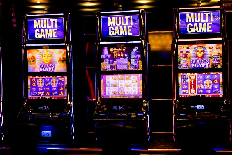 The $5 Gambling Sim That Beat Nearly Everything on Steam
