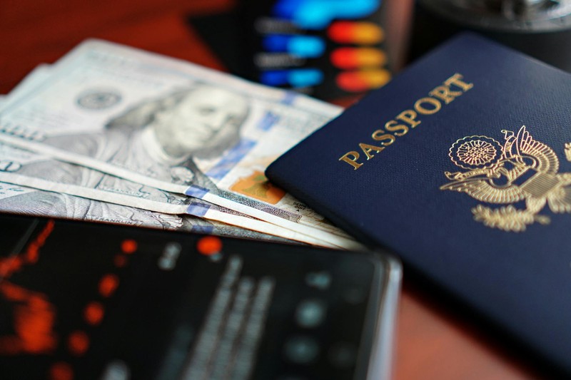 Pay Up or Stay Home: US Will Strip Passports From Parents Behind on Child Support