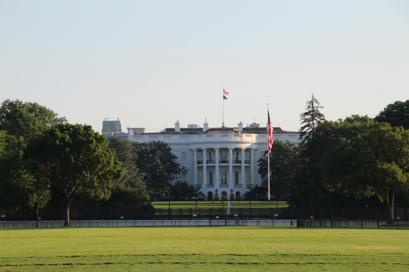 Gunshots at the White House. Inside, Trump Was Negotiating the Fate of a War.