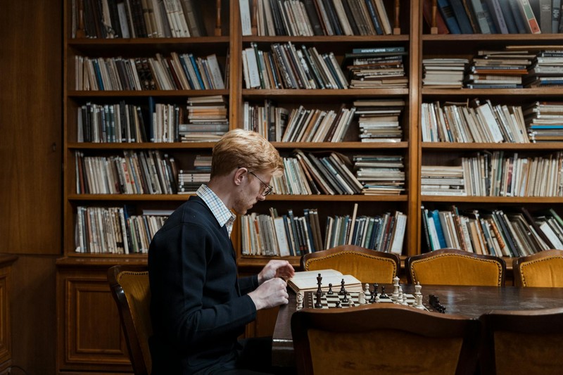 18,000 Players Pay $6 to Shelve Books. Cozy Games Win.